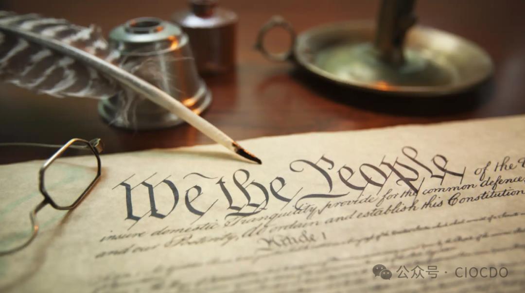 2026年关键议程:为什么不到2%的CIO关心治理?“IT最高法院”将如何拯救决策失控?